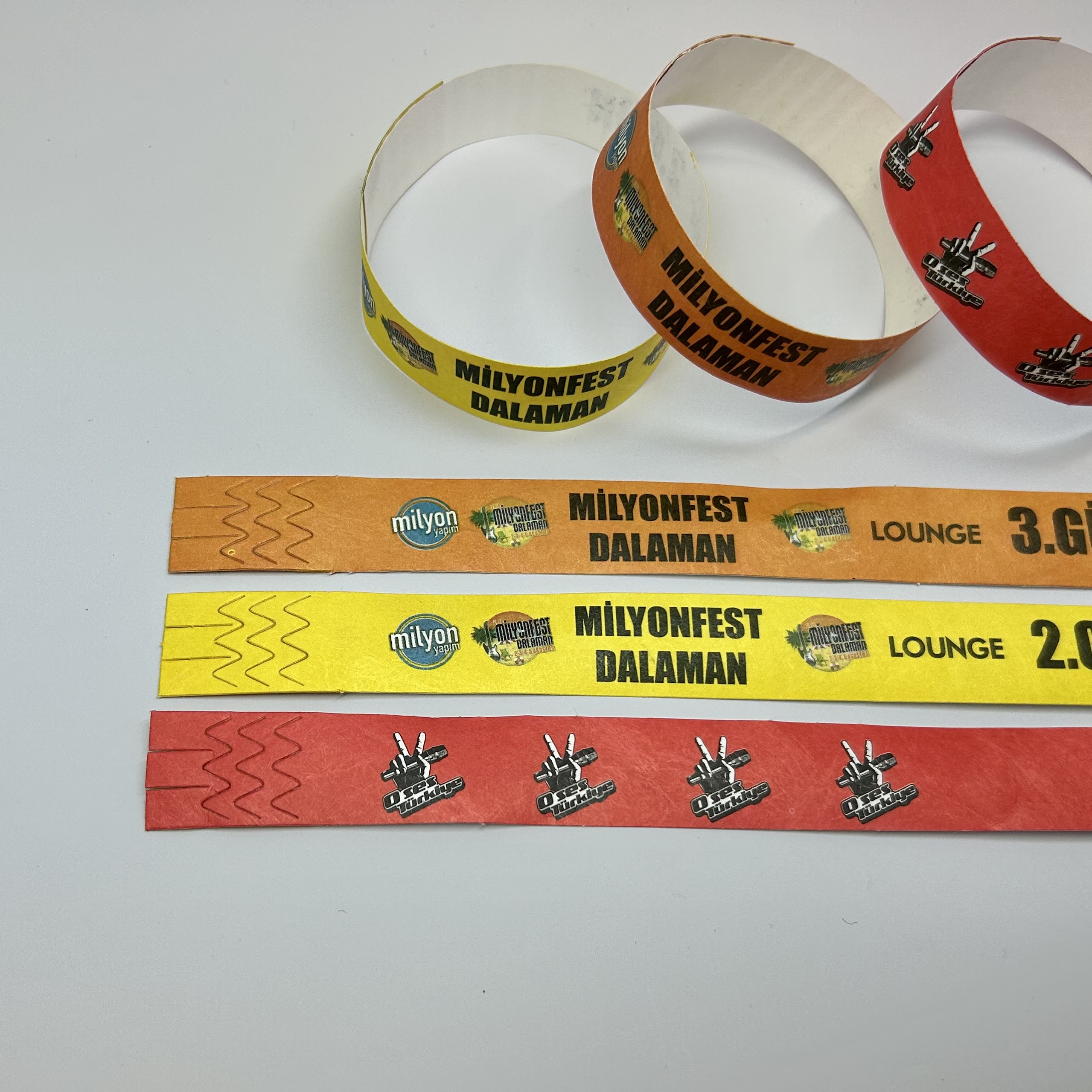 Kağıt Konser Bilekliği